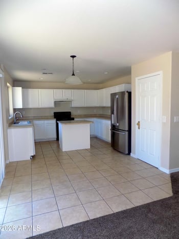 2047 Vineyard Plains Dr, Queen Creek, AZ 85142