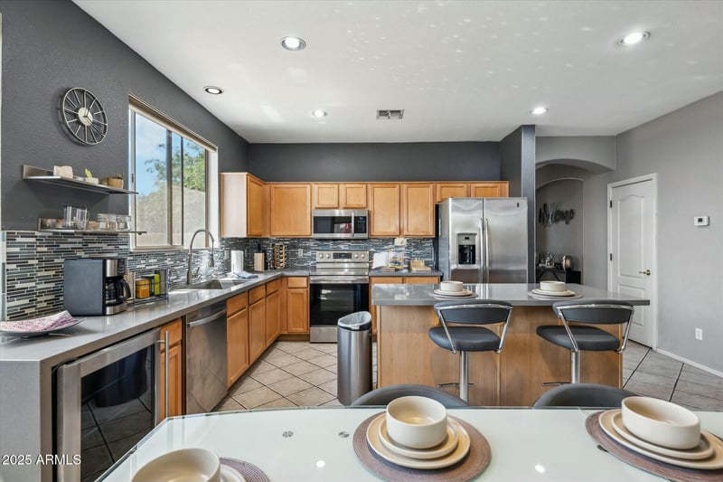 20477 91st Dr, Peoria, AZ 85382