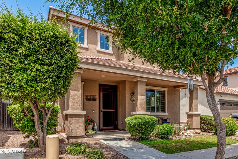 2048 Martingale Rd, Gilbert, AZ 85295