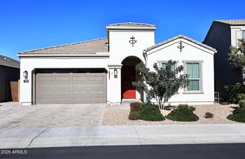 2048 Park View Ln, Phoenix, AZ 85024