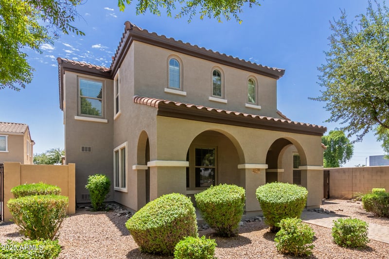 2048 Seton Ave, Gilbert, AZ 85295