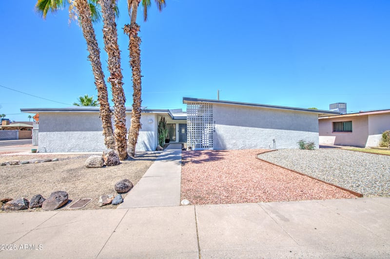 2048 W Joan De Arc Ave, Phoenix, AZ 85029