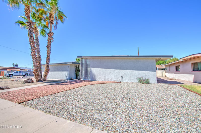 2048 W Joan De Arc Ave, Phoenix, AZ 85029