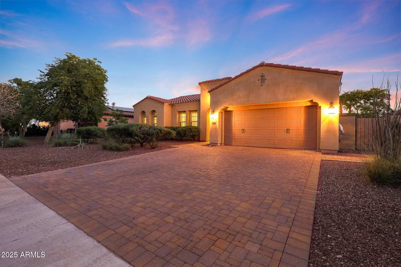 20489 Hamilton St, Buckeye, AZ 85396