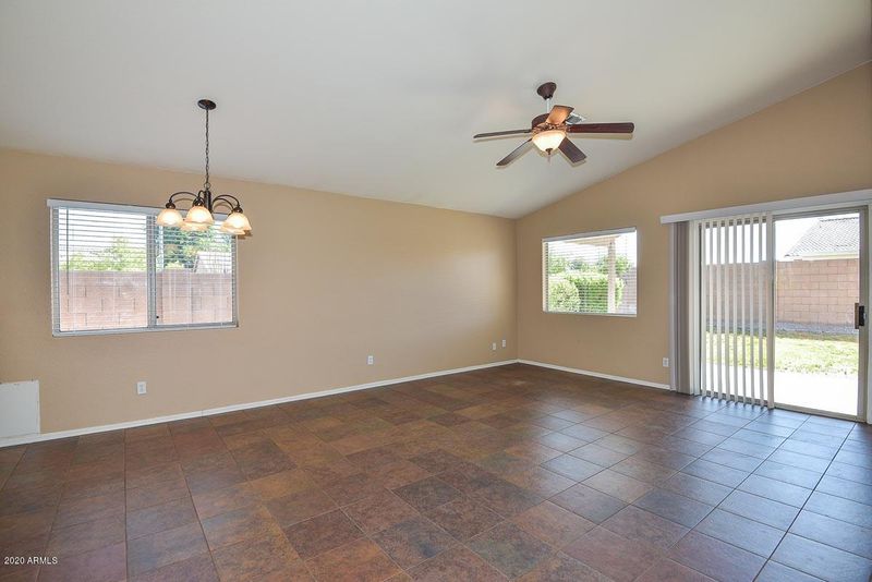 20489 N 93rd Dr, Peoria, AZ 85382