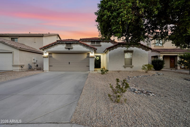 2049 Shetland Dr, San Tan Valley, AZ 85140