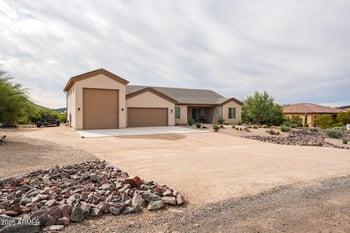 2049 Gaffney Rd, New River, AZ 85087