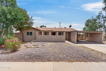 2049 Joan De Arc Ave, Phoenix, AZ 85029
