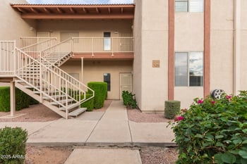 205 74th St #126, Mesa, AZ 85207