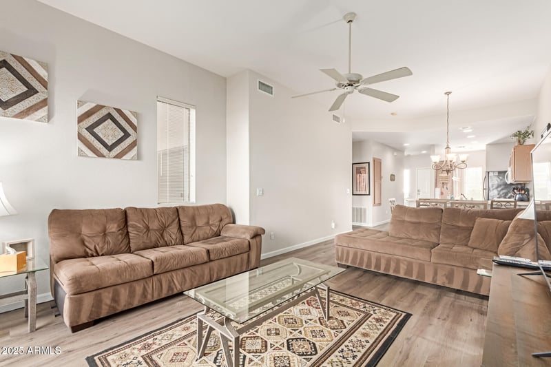 205 74th St #126, Mesa, AZ 85207