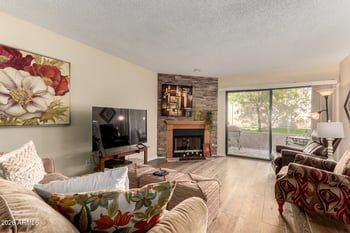 205 74th St #138, Mesa, AZ 85207