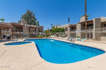 205 74th St #151, Mesa, AZ 85207