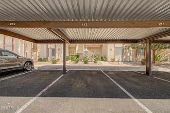 205 74th St #112, Mesa, AZ 85207