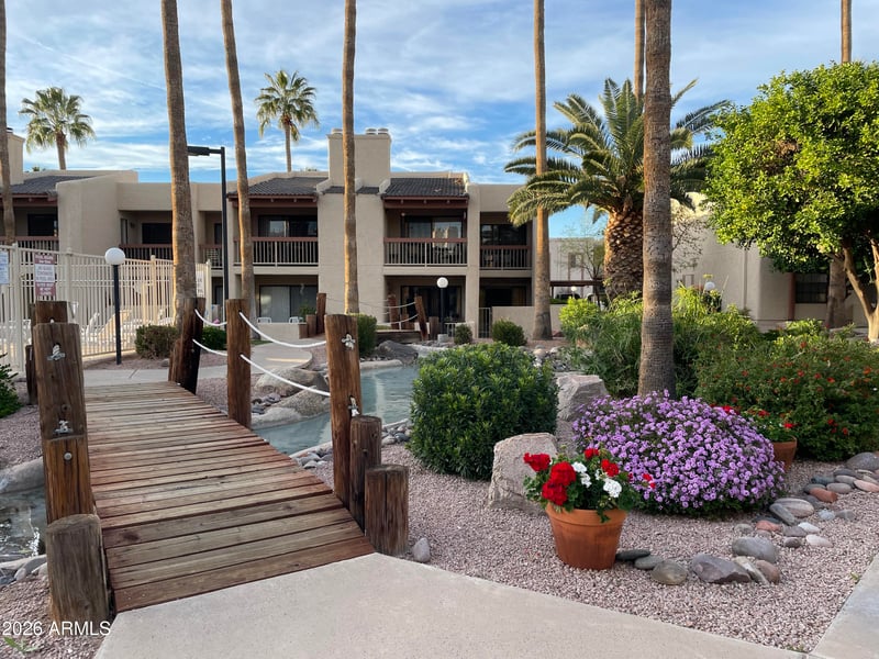 205 74th St #205, Mesa, AZ 85207