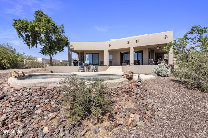 205 Quartz Rock Rd, Phoenix, AZ 85085