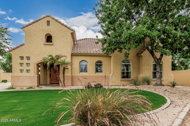 2050 144th Dr, Goodyear, AZ 85395