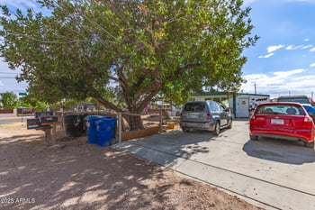 2050 28th Pl, Mesa, AZ 85213