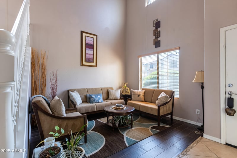 2050 Davis Rd, Phoenix, AZ 85023