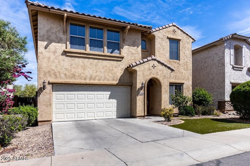 2050 Davis Rd, Phoenix, AZ 85023