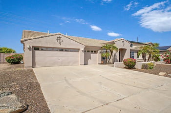 2050 S Portland Ave, Gilbert, AZ 85295