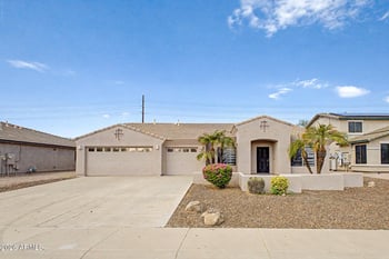 2050 S Portland Ave, Gilbert, AZ 85295