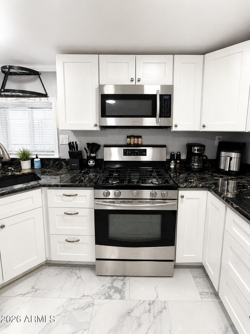 2050 W Dunlap Ave #D54, Phoenix, AZ 85021