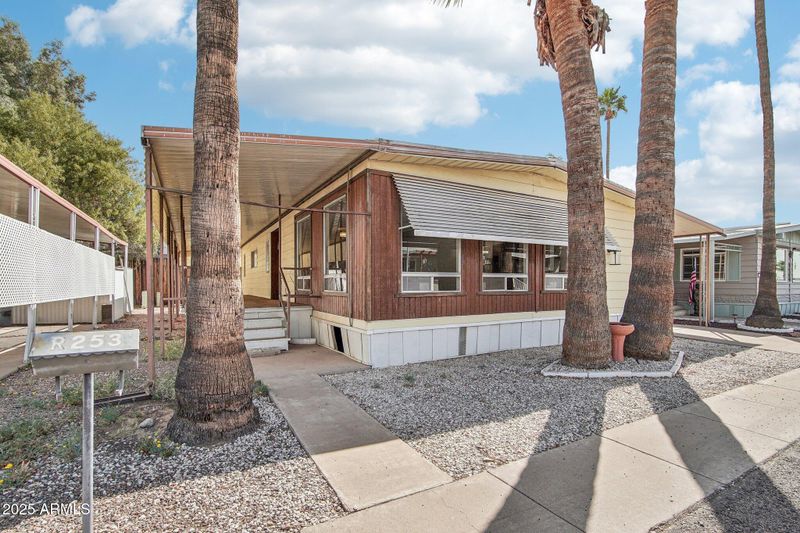 2050 W Dunlap Ave #R253, Phoenix, AZ 85021