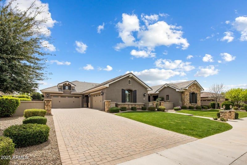 2051 Aris Dr, Gilbert, AZ 85298