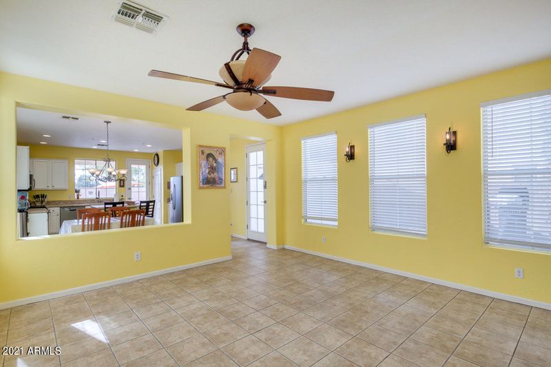 2051 E Detroit St, Chandler, AZ 85225