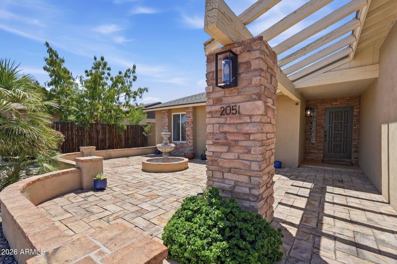 2051 Pueblo Ave, Mesa, AZ 85204