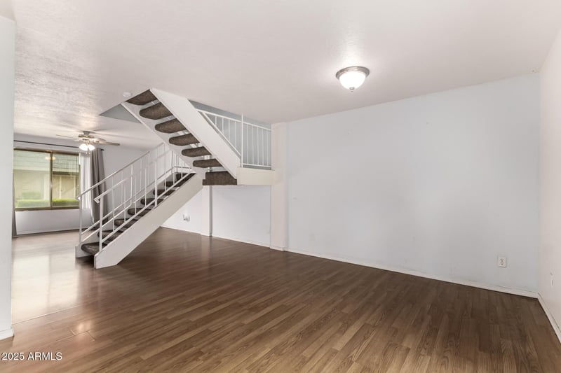 2051 Elm St, Phoenix, AZ 85015