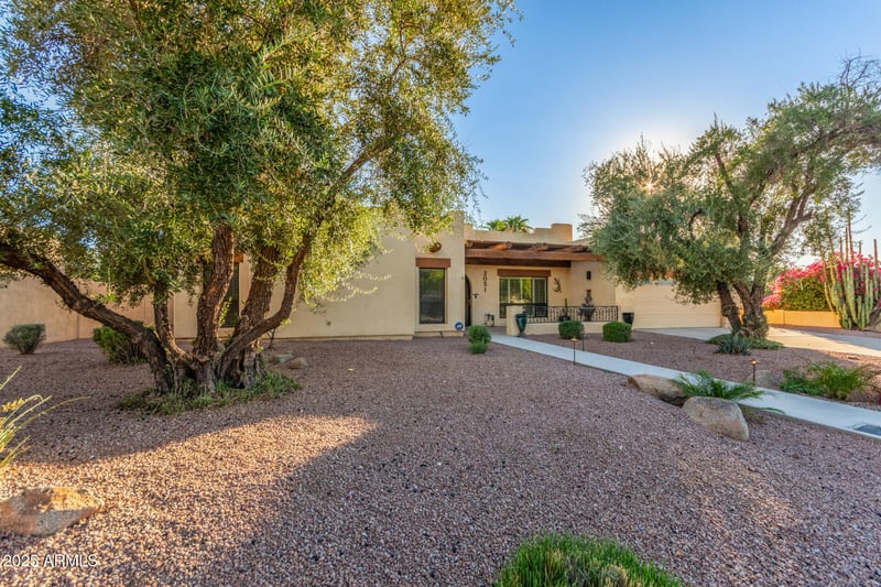 2051 Vaughn St, Tempe, AZ 85283