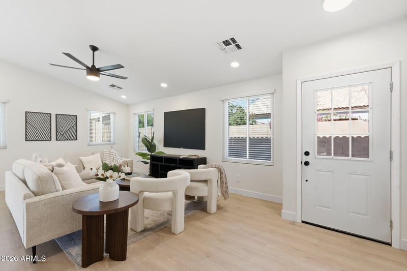 2052 20th Ave, Apache Junction, AZ 85120