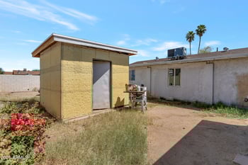 2052 51st Dr, Phoenix, AZ 85035