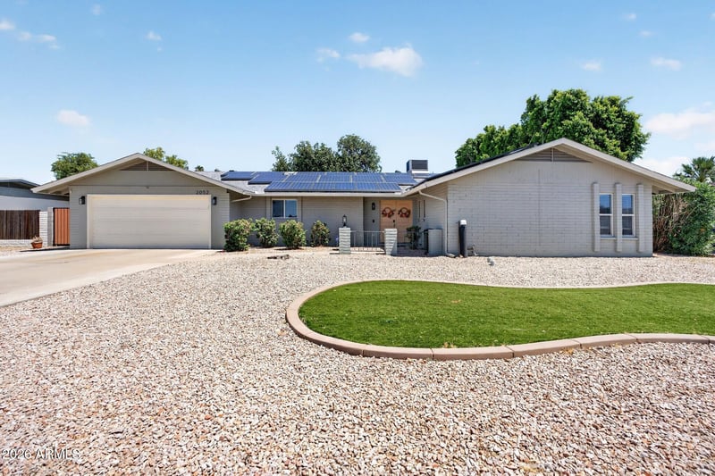 2052 Elmwood St, Mesa, AZ 85213