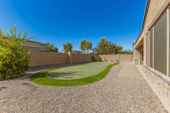 2052 Navajo Ct, Chandler, AZ 85286