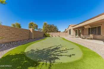 2052 Navajo Ct, Chandler, AZ 85286