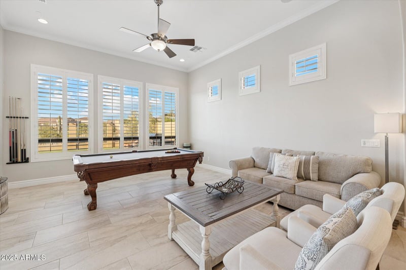 2052 Steele Cir, Mesa, AZ 85207