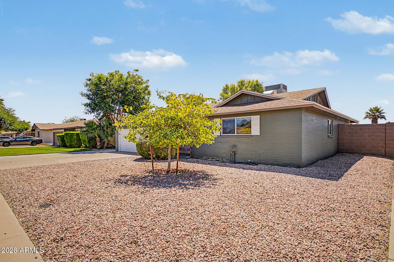 2053 Minton Dr, Tempe, AZ 85282