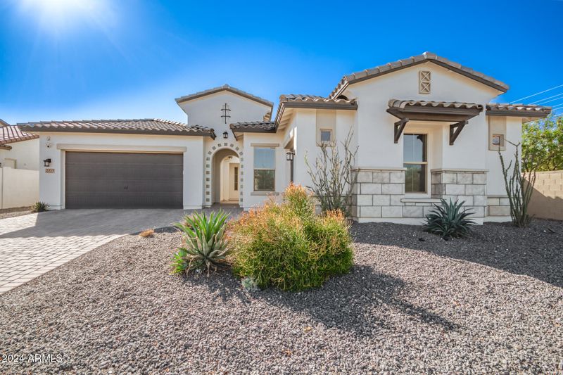 2053 E Scorpio Pl, Chandler, AZ 85249