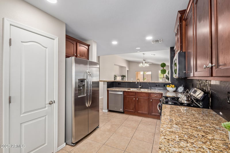 2053 Saddlebrook Ct, Gilbert, AZ 85298