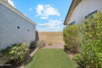 2053 Columbine Dr, Phoenix, AZ 85029
