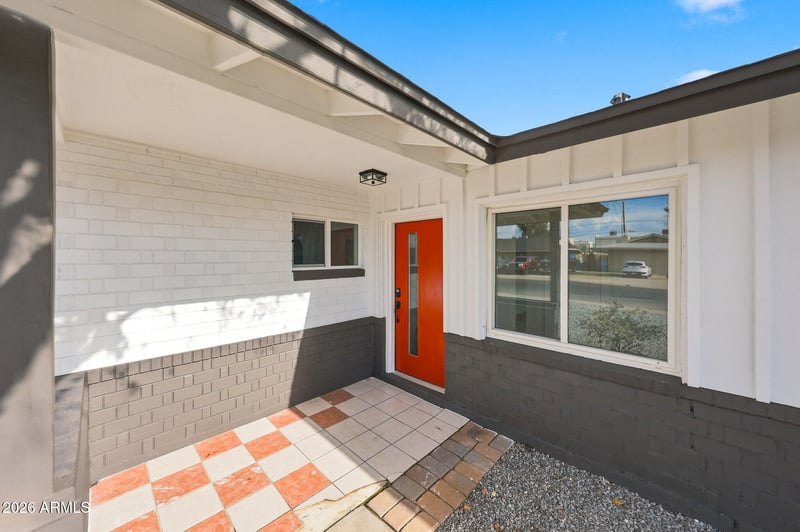 2053 W Hazelwood St, Phoenix, AZ 85015