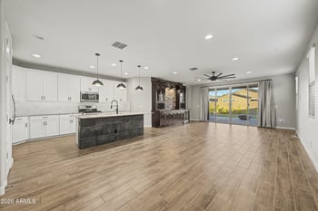2053 W Lonesome Trl, Phoenix, AZ 85085