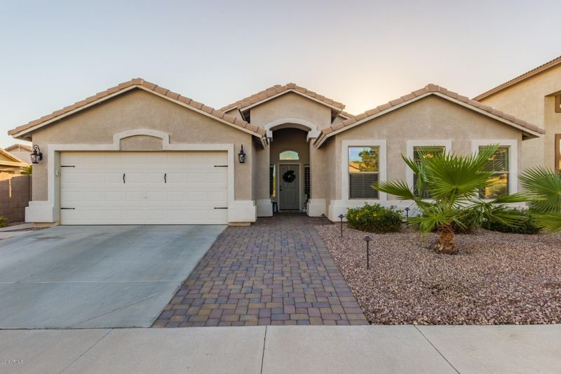 2054 S 174th Ln, Goodyear, AZ 85338