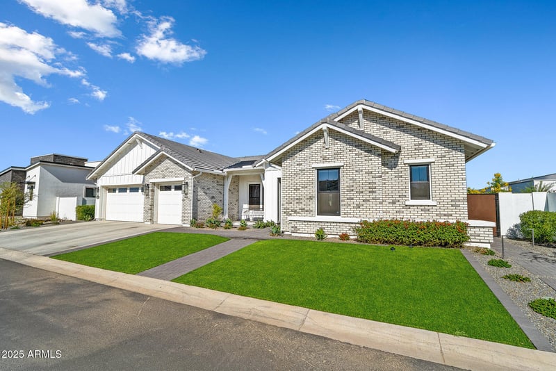 20546 Indiana Ave, Queen Creek, AZ 85142