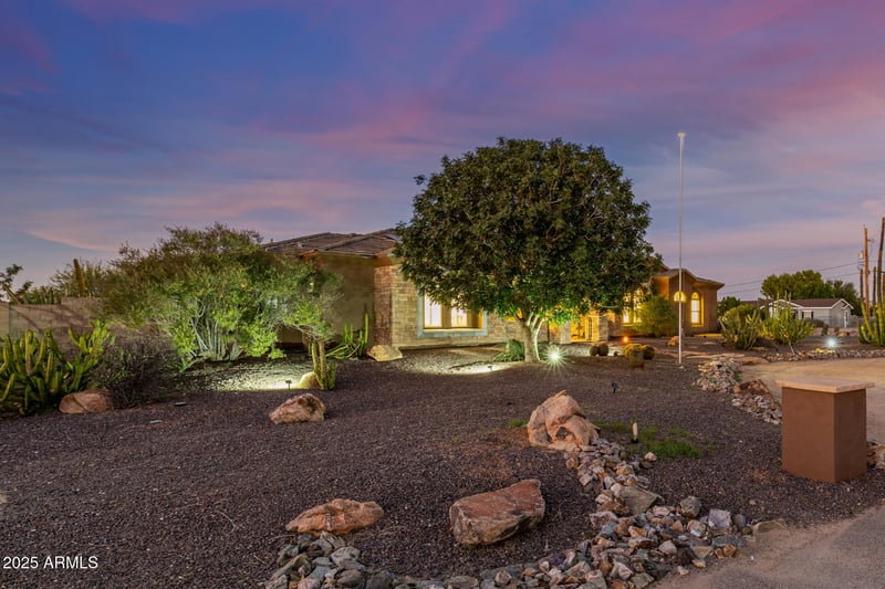 20548 Navajo Dr, Queen Creek, AZ 85142