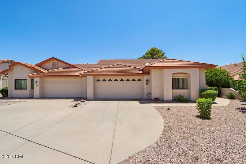 2055 56th St #15, Mesa, AZ 85215