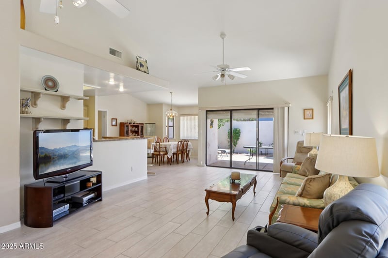 2055 56th St #15, Mesa, AZ 85215