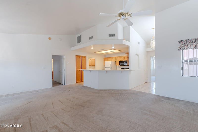 2055 56th St #20, Mesa, AZ 85215